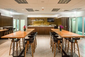 바(숙박 시설 내)