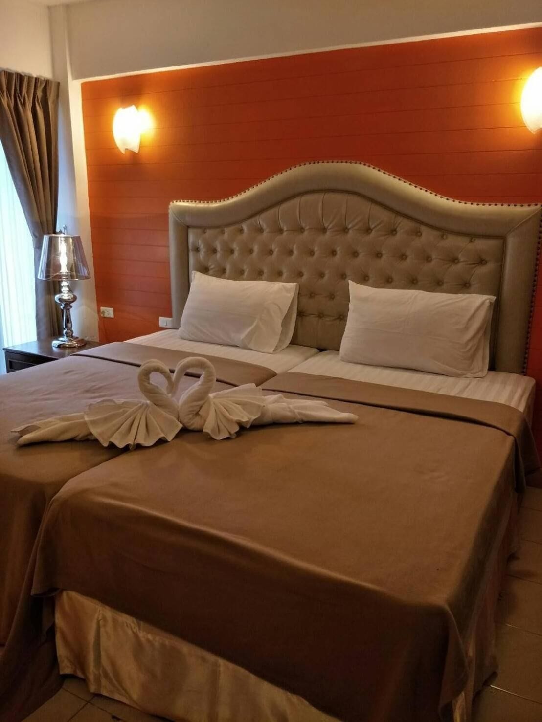 blackout curtains, soundproofing, free wifi, bed sheets