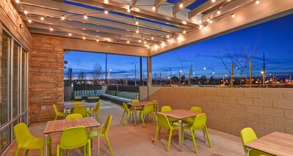 Home2 Suites by Hilton Palmdale, CA