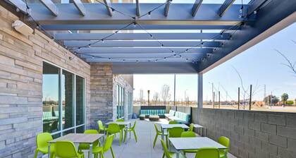 Home2 Suites by Hilton Palmdale, CA