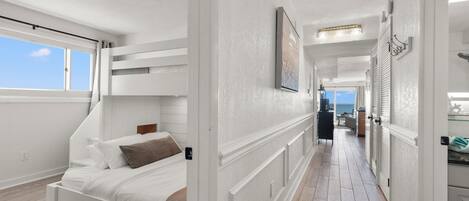 2 chambres, fer et planche Ă repasser, Wi-Fi gratuit, draps fournis