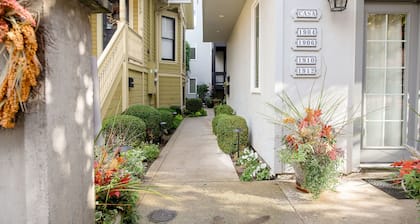 Northwest Nob Hill 97 walk score! Free Parking! 600 sq.ft.
