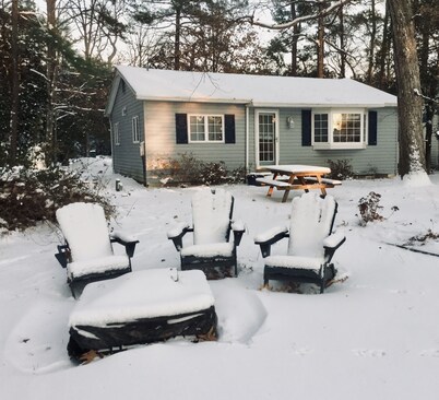 Potomac Rvr Woodland Cottage, Polite Pets welcomed, Central Air, Stunning Sunset
