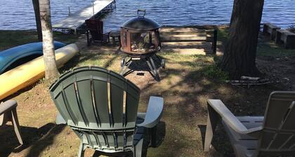 Sunset Beach Chalet w/Hot Tub & Fire-pit close to Hiking Skiing Snowmobiling Fun
