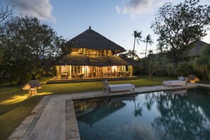 Outdoor pool - Puri Ganesha Villas (Pemuteran)