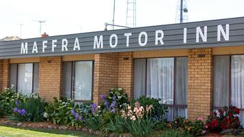 واجهة المنشأة