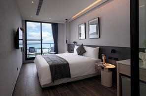 Blackout curtains, free WiFi, bed sheets - Hido Hotel II (Hengchun)