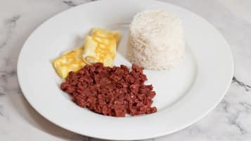 Daily local cuisine breakfast (PHP 75 per person)