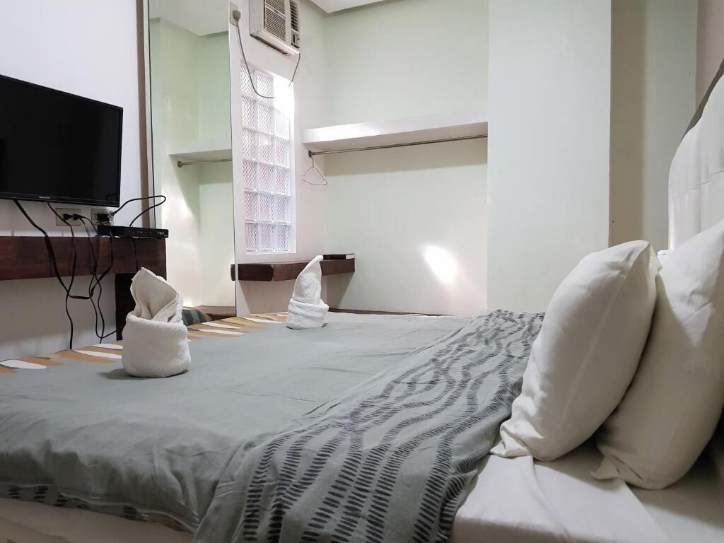 مكتب وواي فاي مجانًا ومل اءات أسرّة