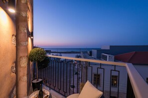 Suite, Sea View with Balcony | Vistas del balcón