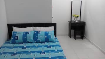 House, 4 Bedrooms | 4 bedrooms, iron/ironing board, free WiFi