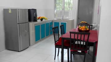 House, 4 Bedrooms | Living area | LCD TV