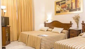 Room - Hotel Leflet Gran Avenida (Coria del Rio)