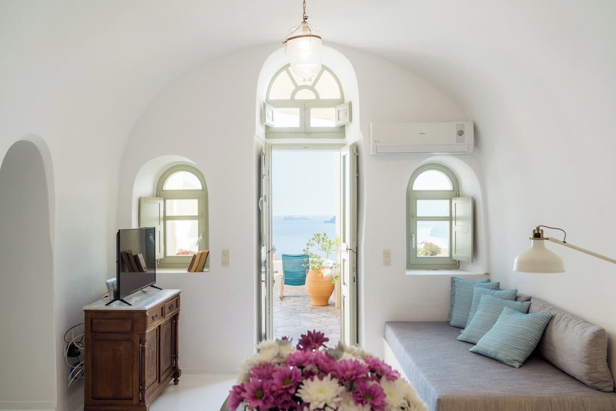 Villa, 2 Schlafzimmer, Whirlpool, Meerblick | 2 Schlafzimmer, hochwertige Bettwaren, Zimmersafe, individuell dekoriert