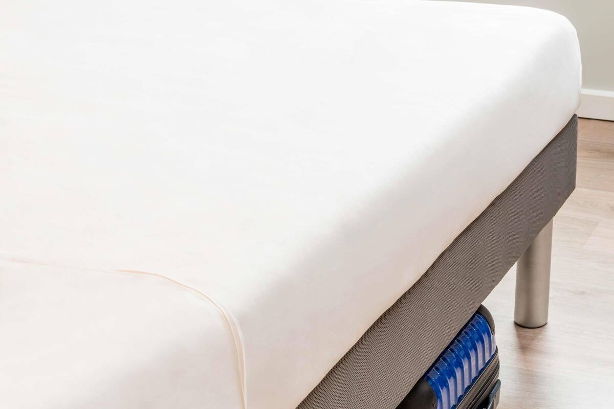 Double Room | Premium bedding, desk, soundproofing, free WiFi