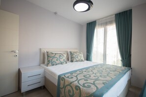 Suite Deluxe | Bureau, chambres insonorisées, fer et planche à repasser, Wi-Fi gratuit