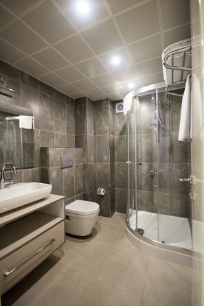 Deluxe Suite | Bathroom - EPS Suite (Istanbul)
