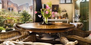 Flachbildfernseher, Bücher