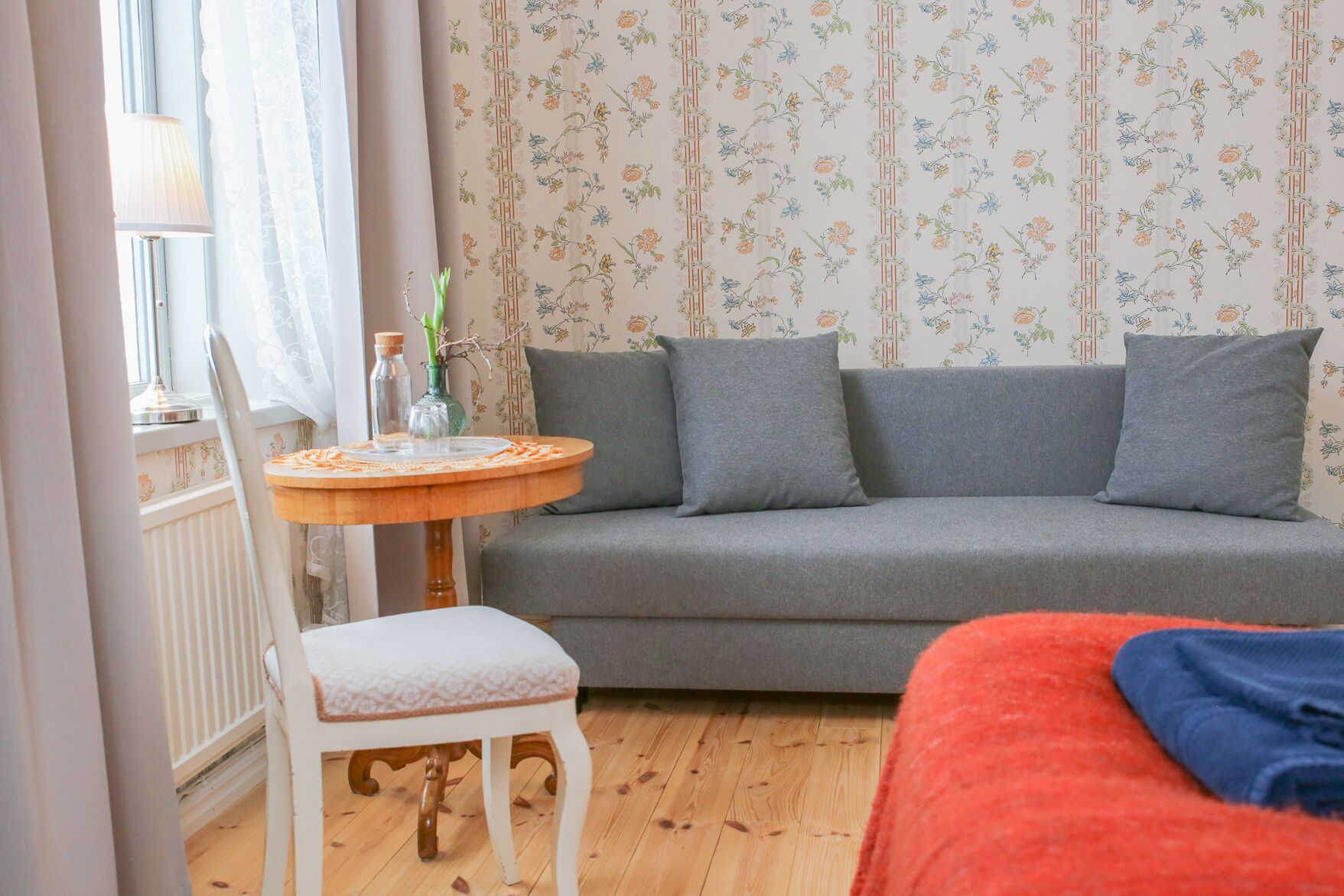 Habitación triple, baño compartido (Sofia Magdalena) | Ropa de cama de alta calidad, cortinas blackout y insonorización 