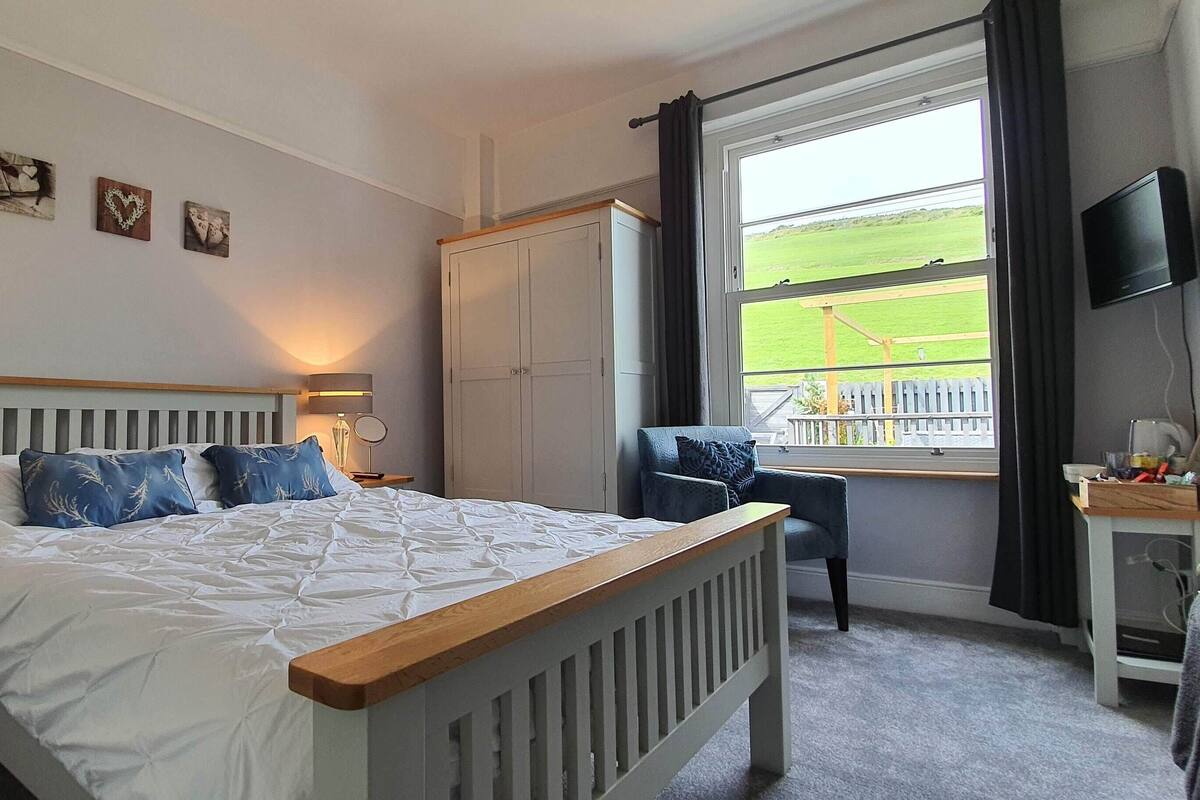 Double Room, 1 Double Bed, Garden View | Egyptian cotton sheets, memory-foam beds, individually decorated