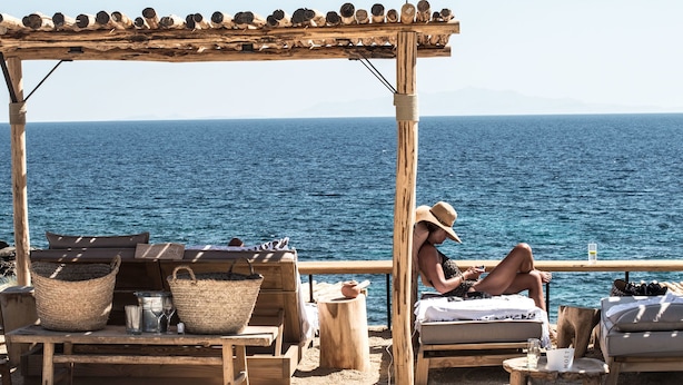 Beach bar - Faces Art Suites (Rhodes)