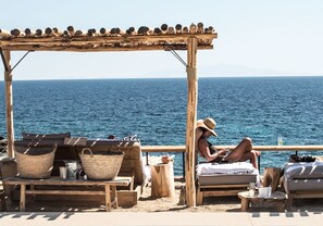 Beach bar - Faces Art Suites (Rhodes)