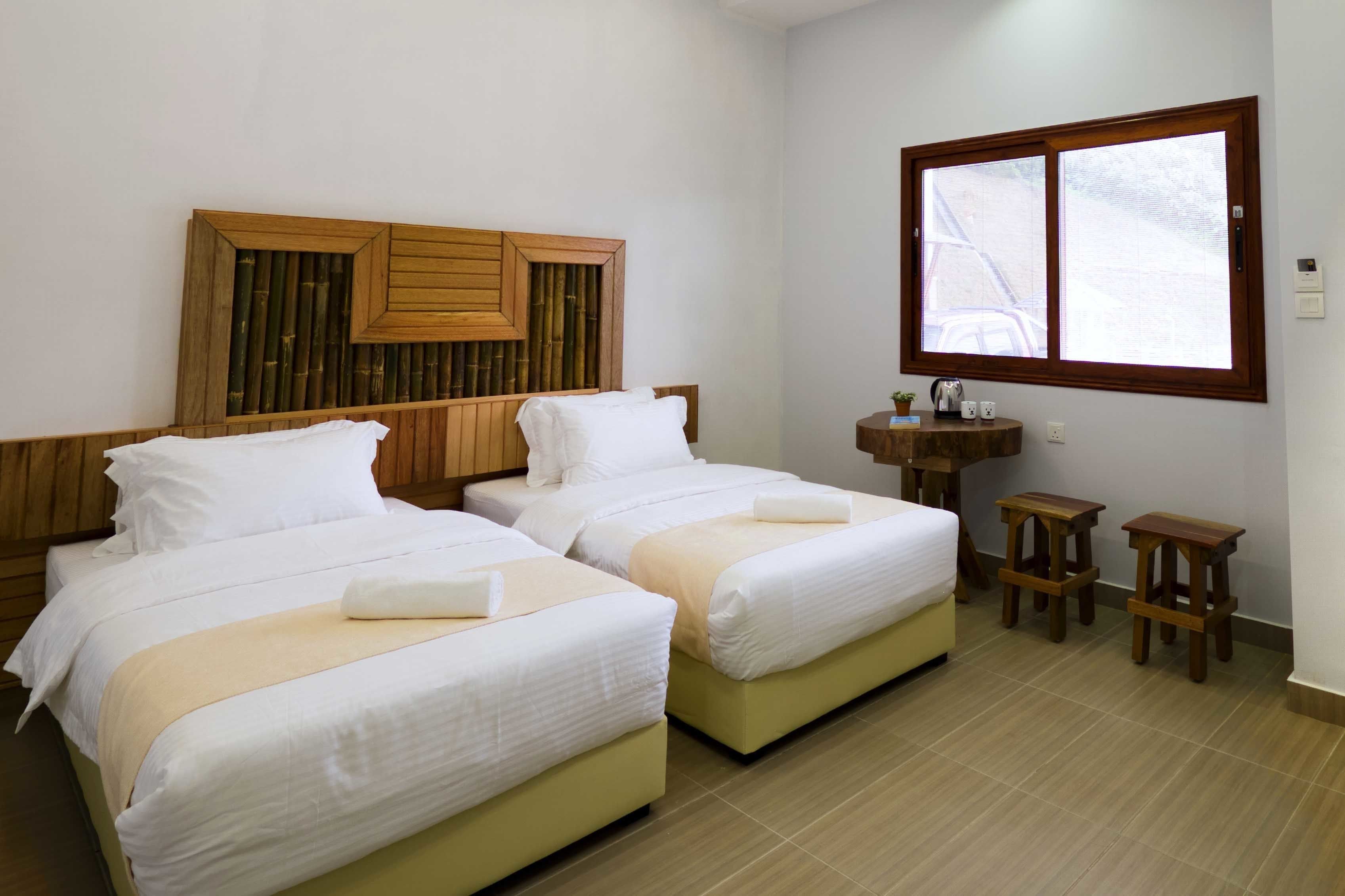 desk, iron/ironing board