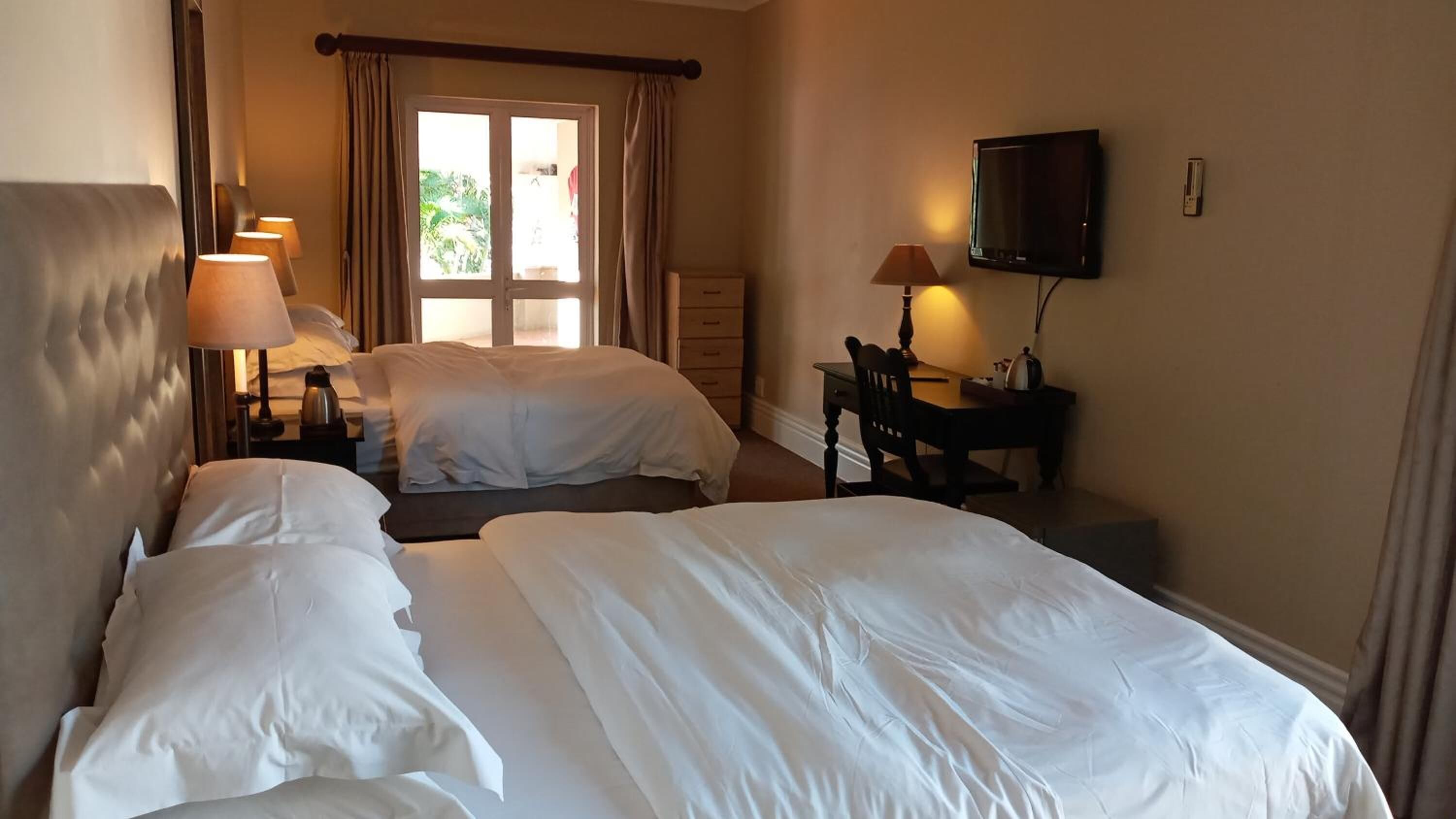 in-room safe, individually decorated, individually furnished, desk