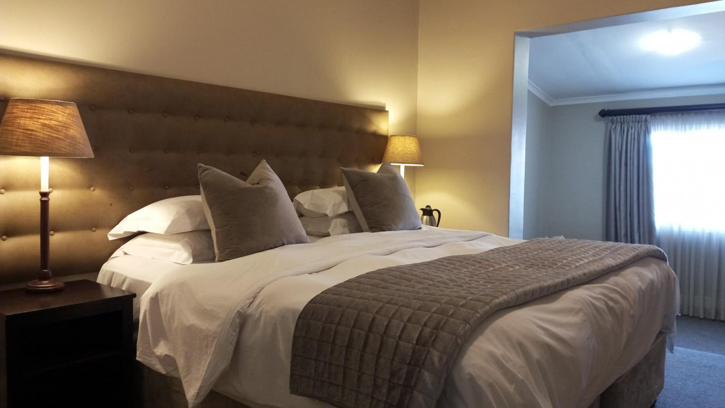 in-room safe, individually decorated, individually furnished, desk