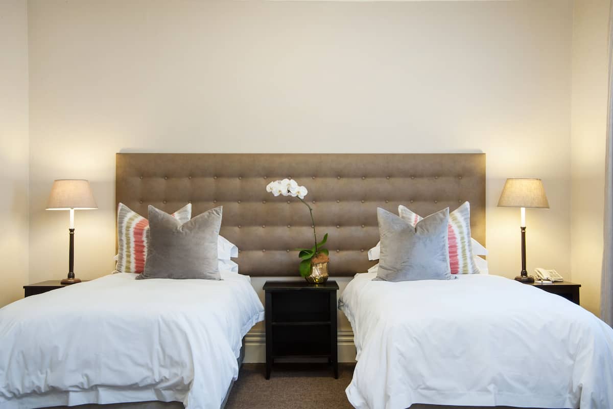 Superior King Room | Una cassaforte in camera, con stile personalizzato