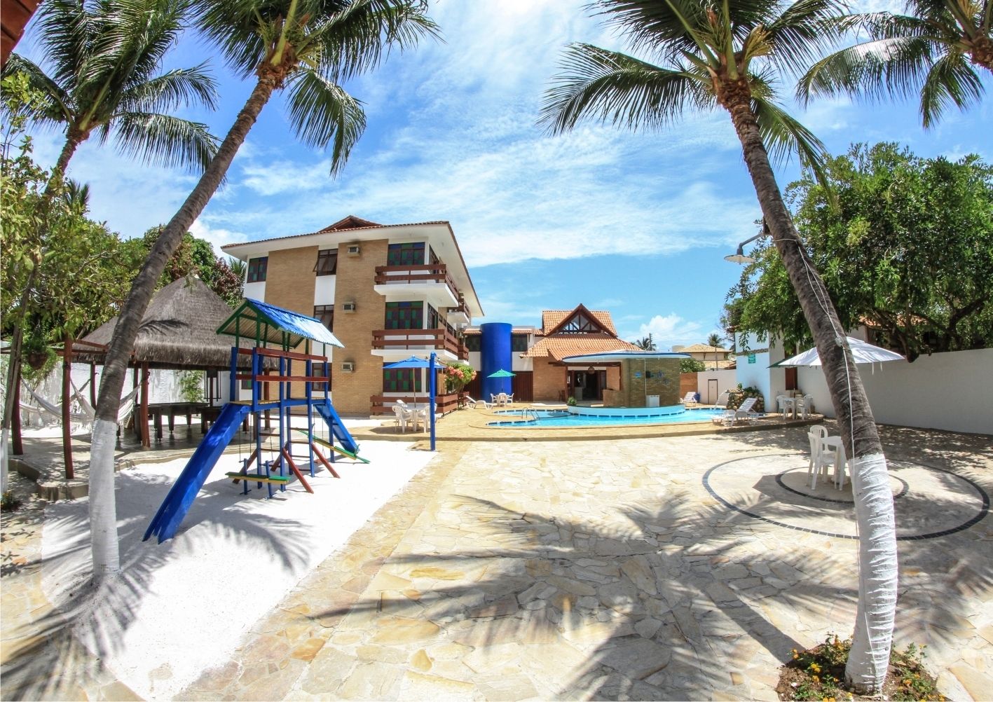 Children’s play area – outdoor