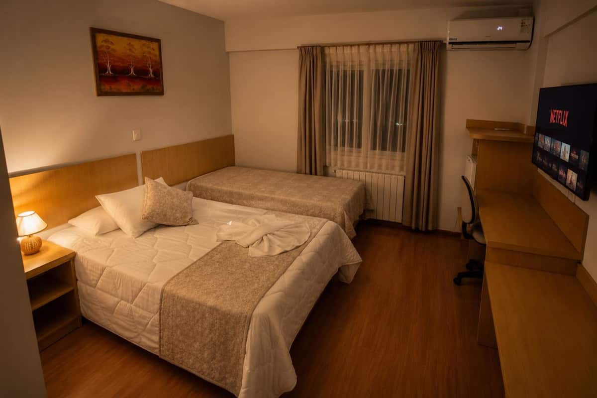 Minibar, blackout curtains, soundproofing, free WiFi