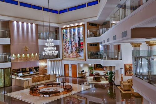 Golden Lis Hotel Boutique