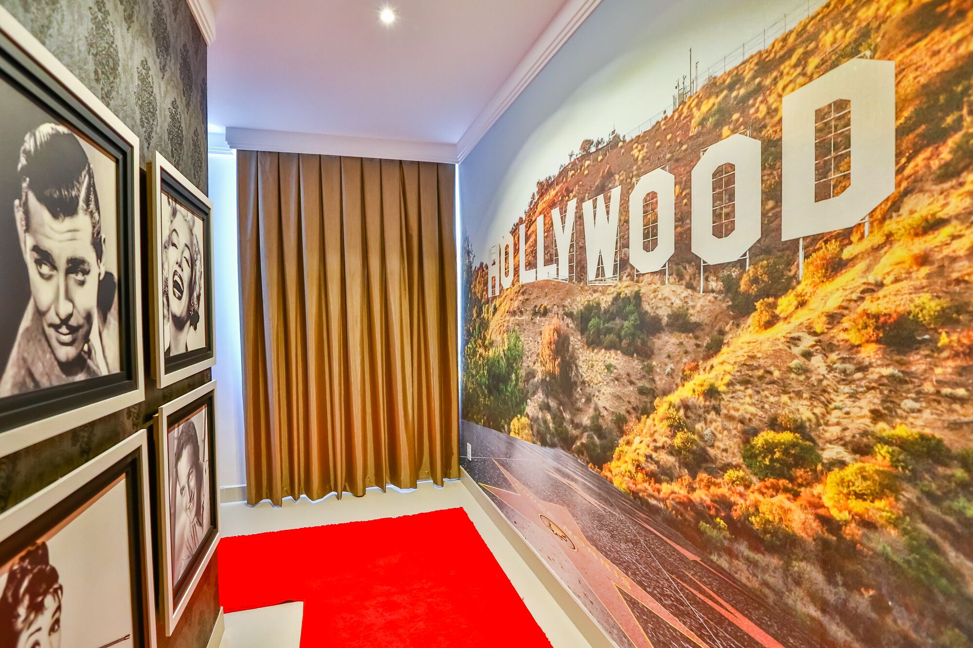 premium room, 1 king bed | 1 bedroom, egyptian cotton sheets, premium bedding, minibar