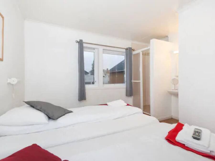 Premium-værelse med dobbeltseng eller 2 enkeltsenge - 2 enkeltsenge | Skrivebord, mørklægningsgardiner, strygejern/strygebræt, gratis Wi-Fi