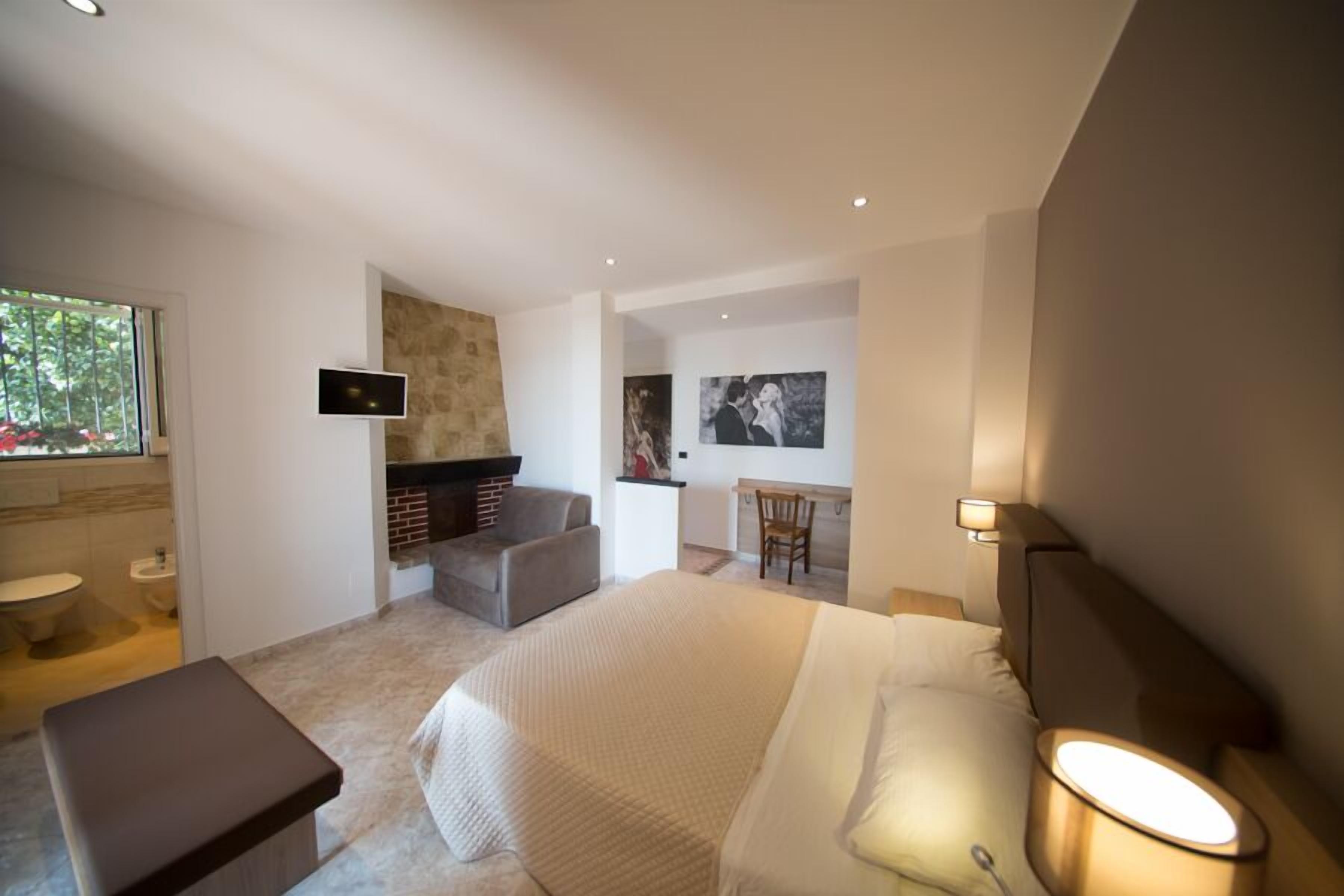 Doppelzimmer, Meerblick | Hochwertige Bettwaren, Minibar, Zimmersafe, Schreibtisch