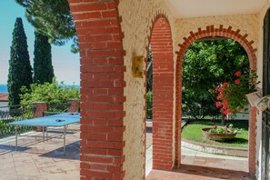 Porch - La Dolce Vita (Taggia)