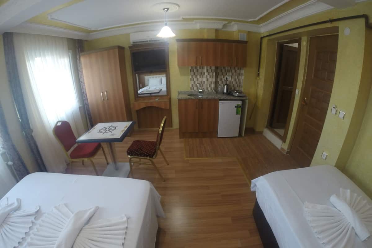 In-room safe, desk, soundproofing, iron/ironing board