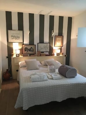 Minibar, soundproofing, iron/ironing board, free cots/infant beds