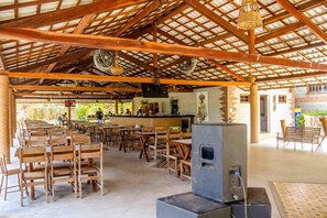 Breakfast, lunch and dinner served - Quilombo Hotel Fazenda (Uniao dos Palmares)