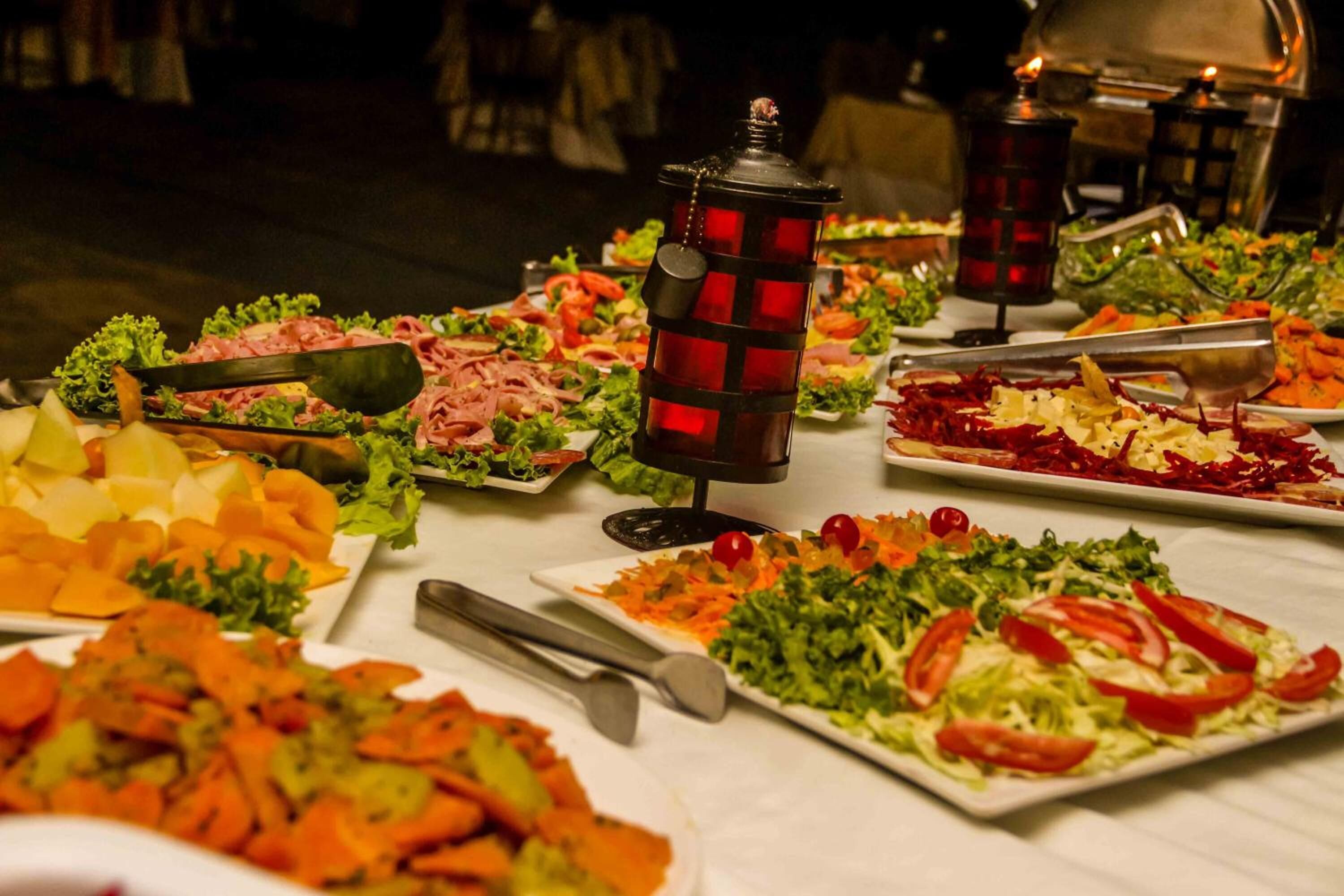 breakfast, lunch and dinner served