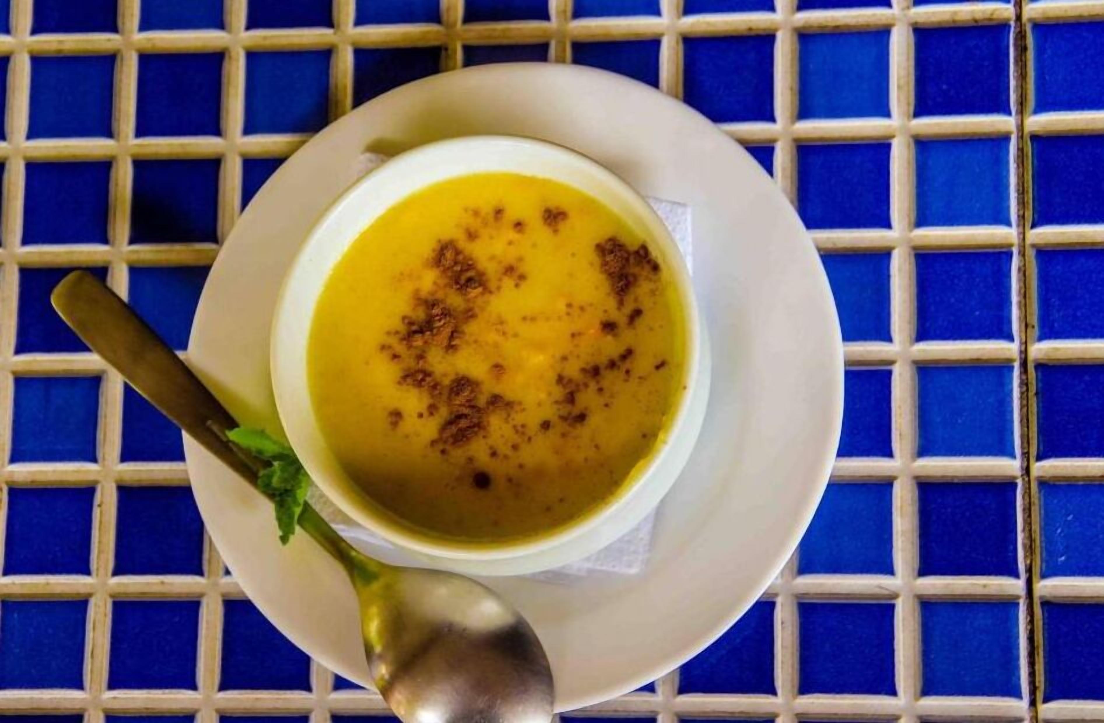 breakfast, lunch and dinner served