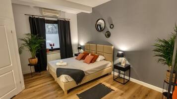 Single Room | Desk, iron/ironing board, free cots/infant beds, free WiFi