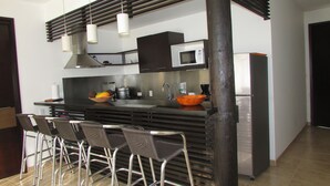 Deluxe Apartment | Private kitchen - Lake House Resort (Santander de Quilichao)