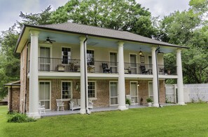 Front of property - Concord Quarters (Natchez)