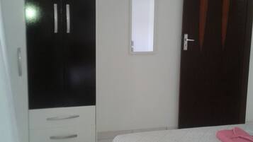 Comfort House, 2 Bedrooms, 2 Bathrooms, Beachside | 2 bedrooms, iron/ironing board, free WiFi