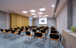 Meeting facility - Hampton by Hilton Astana Triumphal Arch (Astana)
