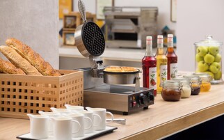 Desayuno buffet incluido todos los días 