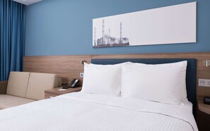 Family Room, 1 Queen Bed | Living area | LCD TV