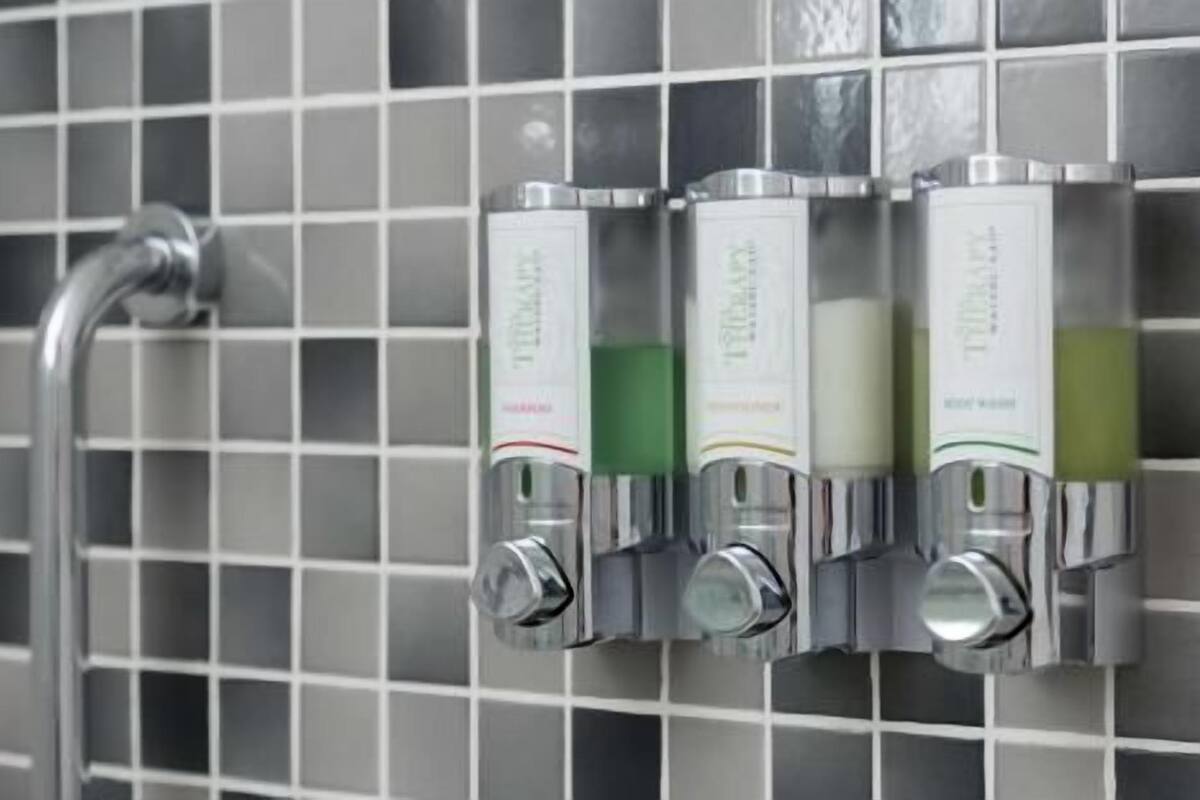Badezimmerausstattung